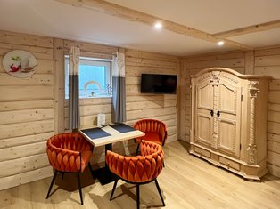 Das geräumige 1-Zimmer-Appartement „Liebesnest“ bietet Ihnen alles, was Sie für ein paar Tage Erholung benötigen. 